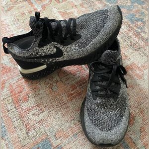 Nike Epic React Flyknit in Cookies & Cream